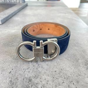 Salvatore Ferragamo navy blue velvet belt